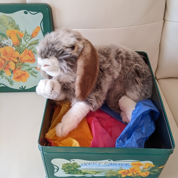 Vintage tin Easter basket bread box box Decor - Picture 14 of 16